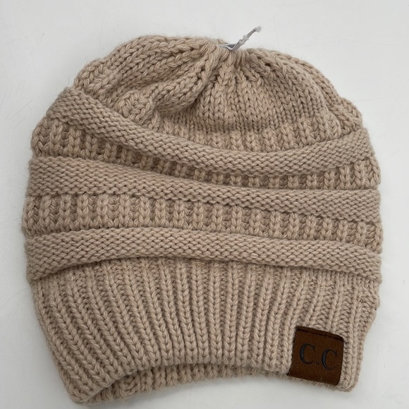 CC Messy Bun Beanie - Picture 2 of 7